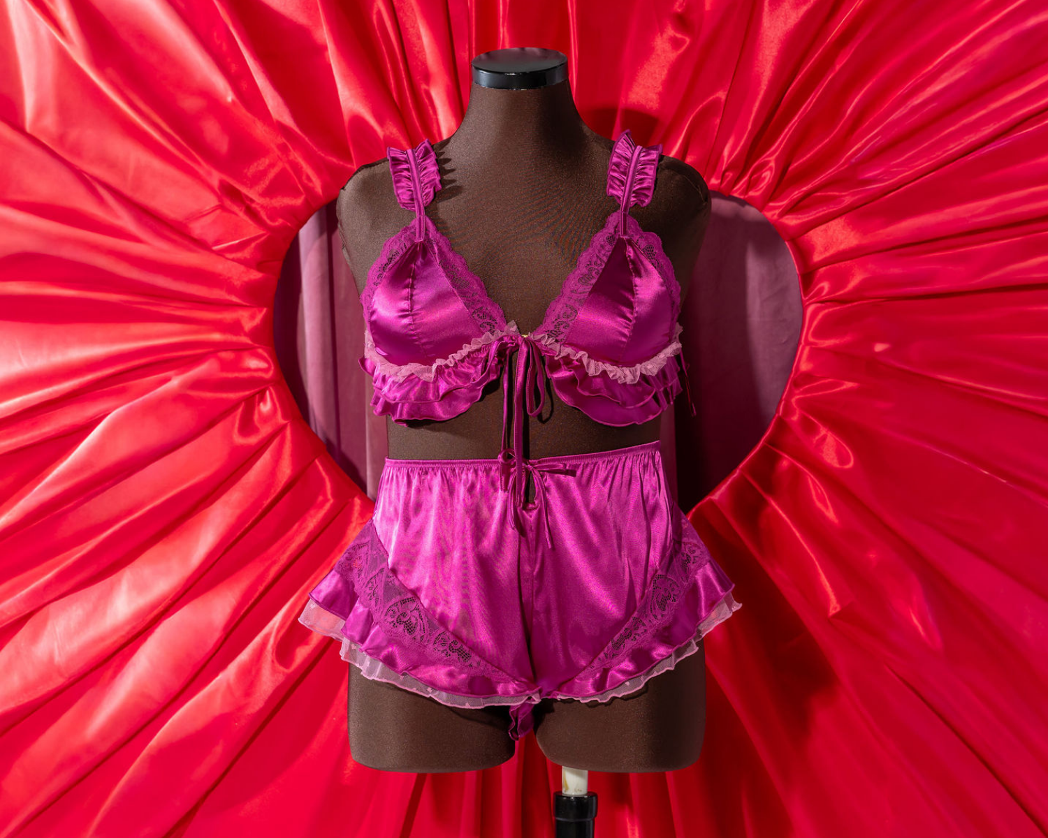 Finding the Best Plus-Size Lingerie for Your Unique Curves – Mentionables