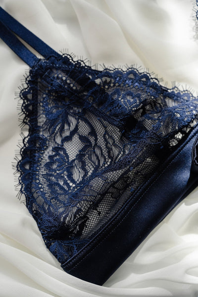 Eyelash Lace Bow Bralette - Navy - Mentionables