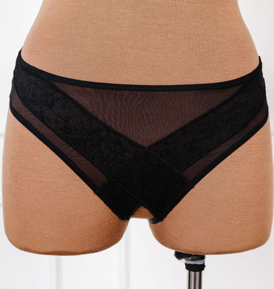 Lacy Crotchless Panty - Black - Mentionables