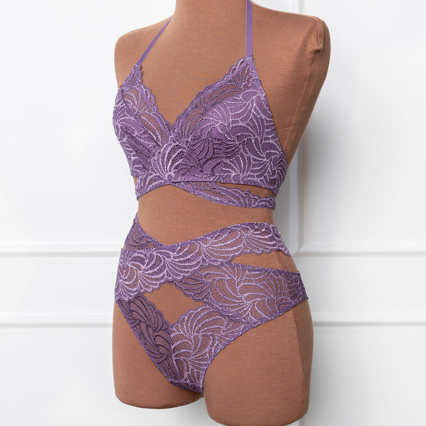Strappy Wrap High Waist Panty - Lavender Haze - Mentionables