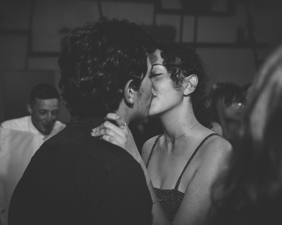 Makeout Tips: How to Master the Art of the Perfect Kiss