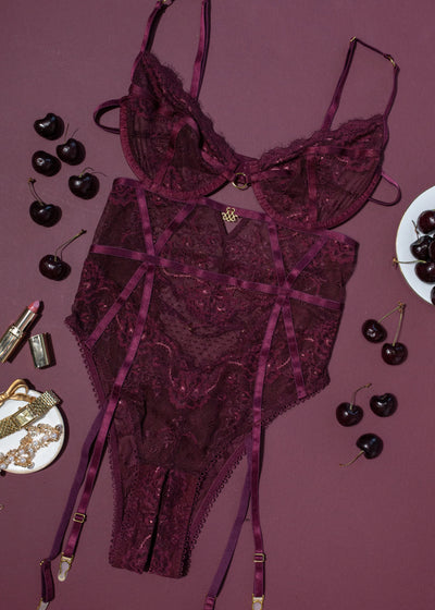 Eyelash Lace Crotchless Garter Teddy - Cherry Lacquer