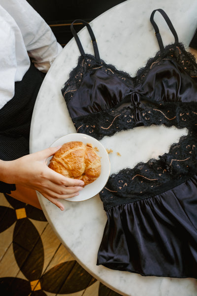 Lacy Satin Keyhole Two-Toned Bralette - Black