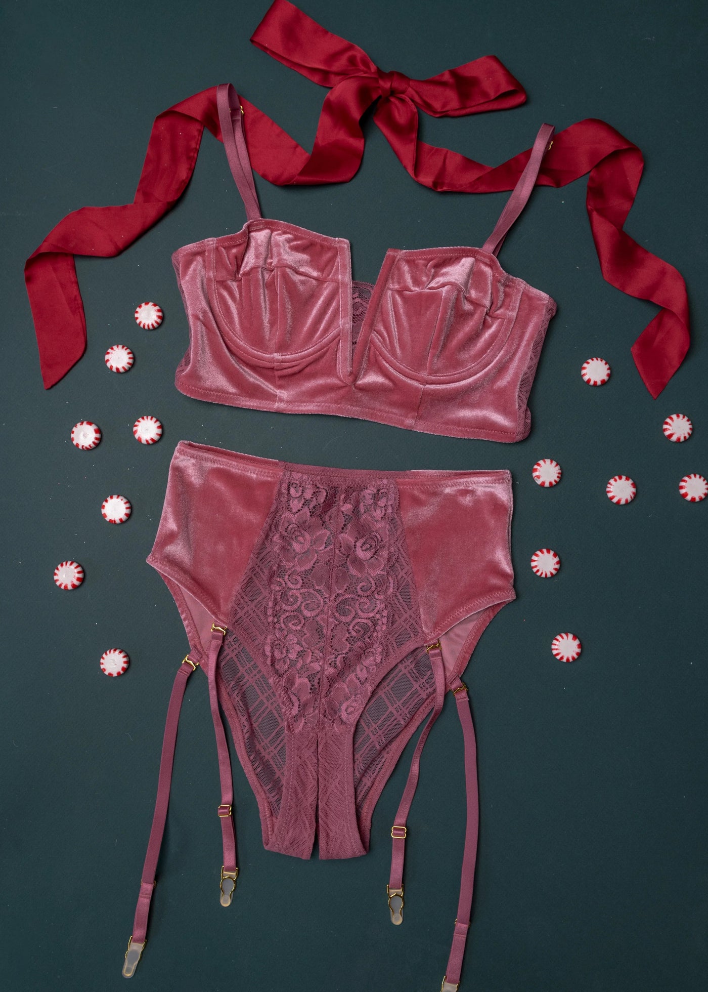 Velvet Underwire Bustier - Sugarplum Pink