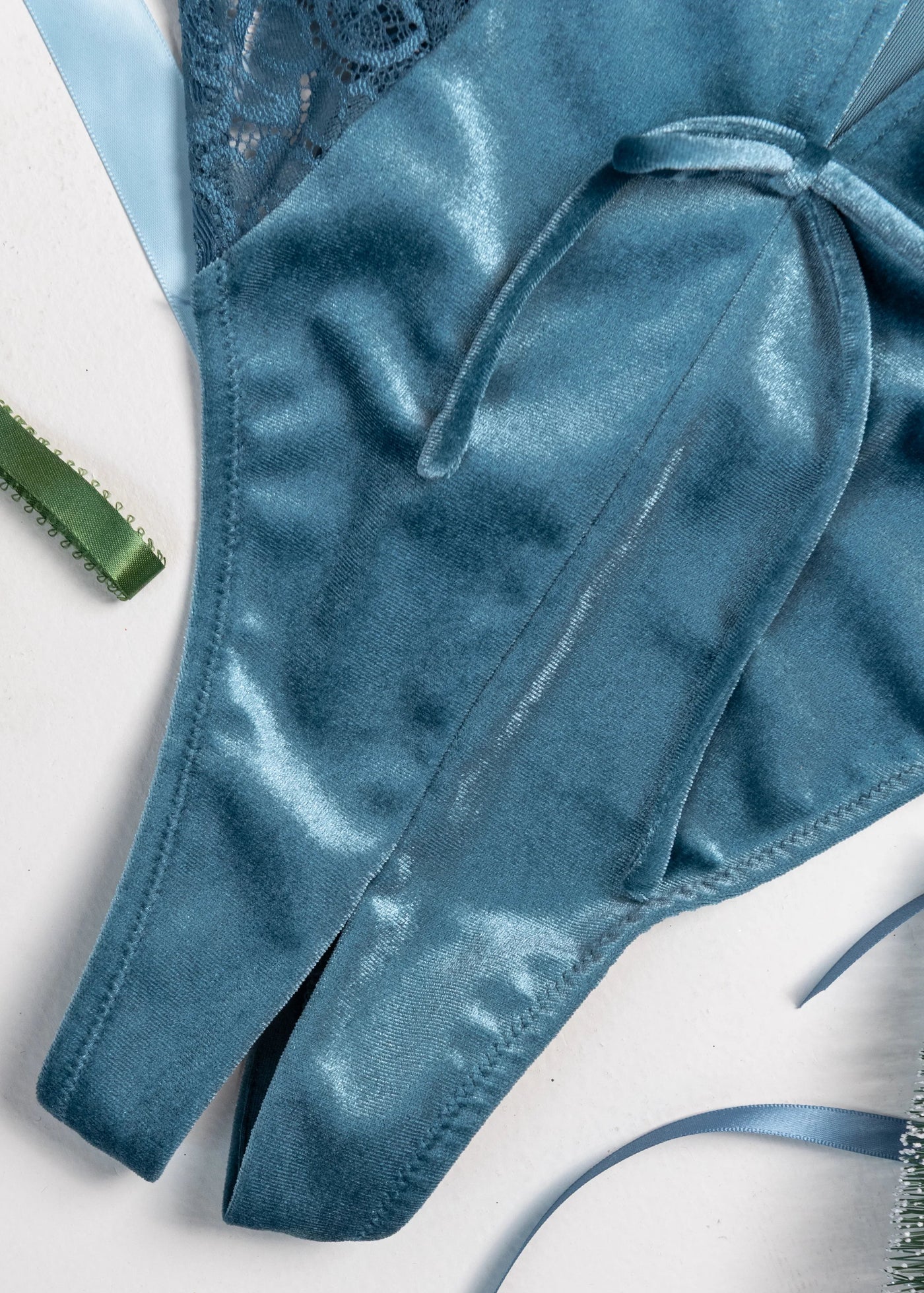 Lace & Velvet Crotchless Teddy - Retro Blue