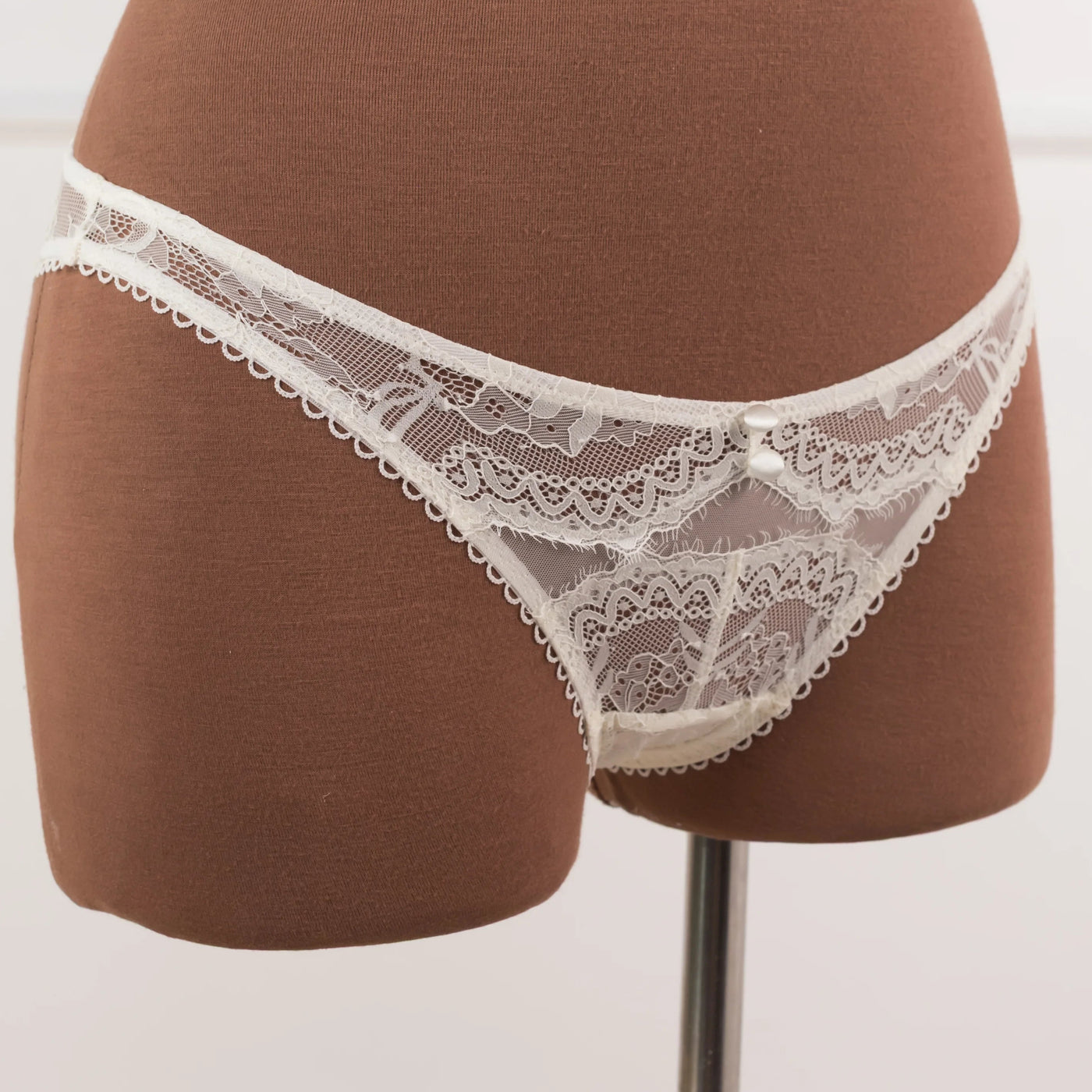 Lace & Mesh Button Panty - Pearl