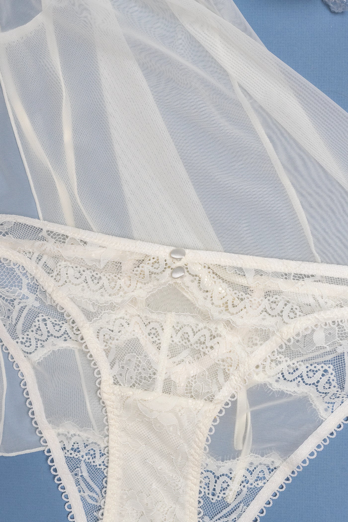 Lace & Mesh Button Panty - Pearl