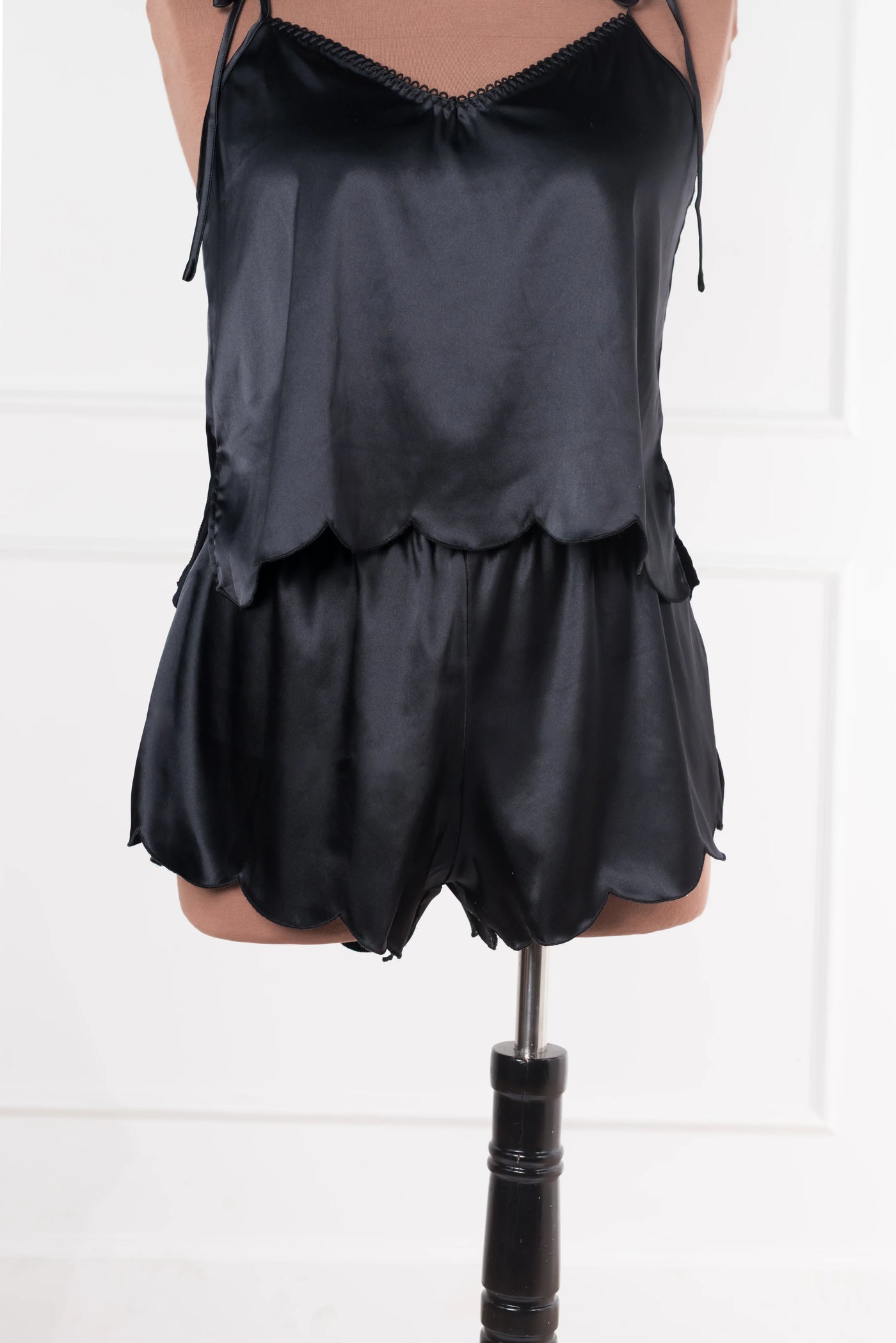 Scalloped Embroidered Satin Shorts - Black