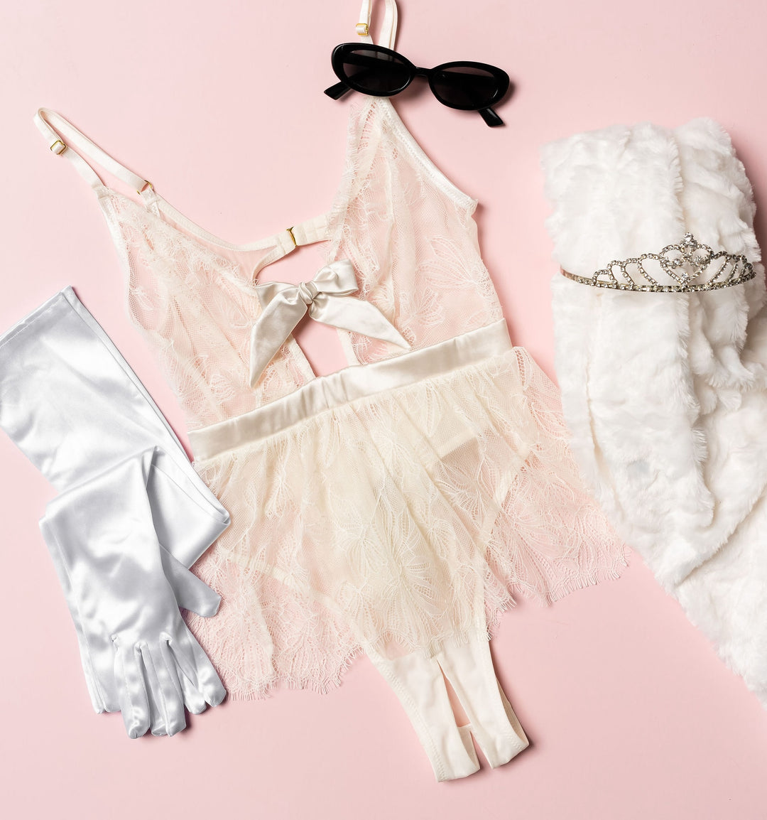 Bedroom Magic: Transform Your Lingerie Into Sexy Halloween Costumes Mentionables Bedroom Magic: Transform Your Lingerie Into Sexy Halloween Costumes Mentionables