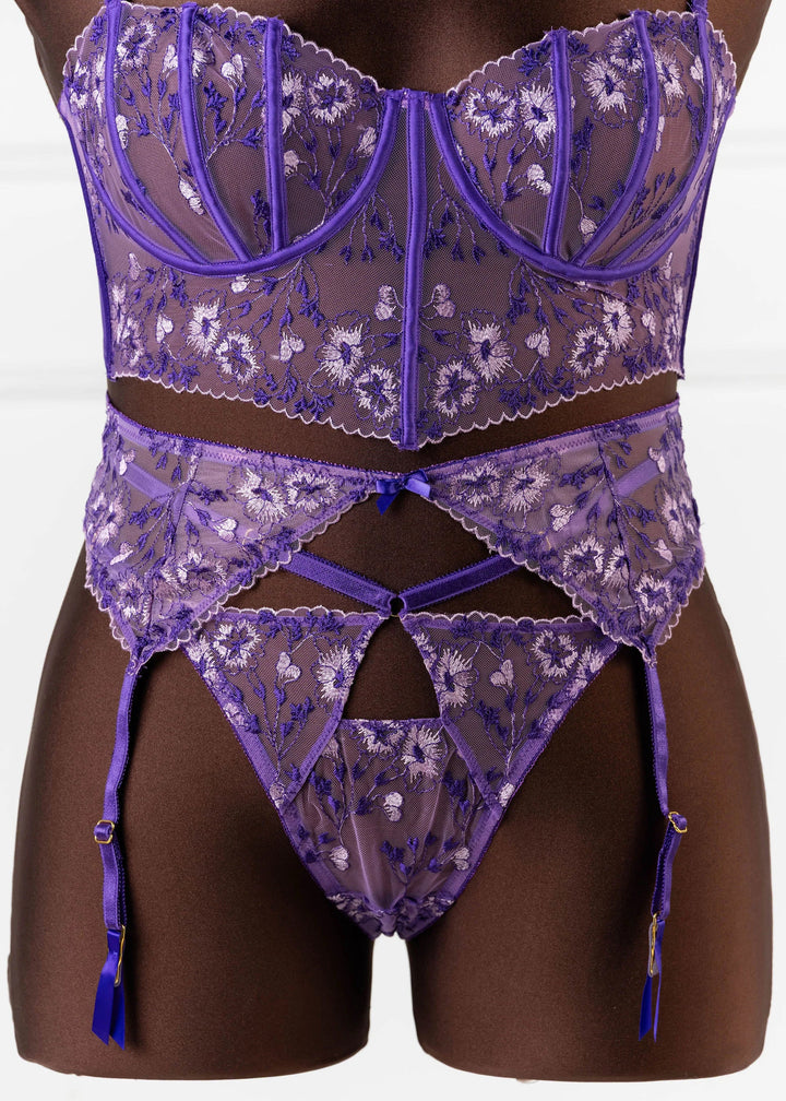 Don't Skip This Step: Lingerie Accessories That Complete the Look –  Mentionables