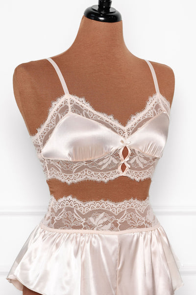 Lacy Satin Keyhole Bralette - Champagne