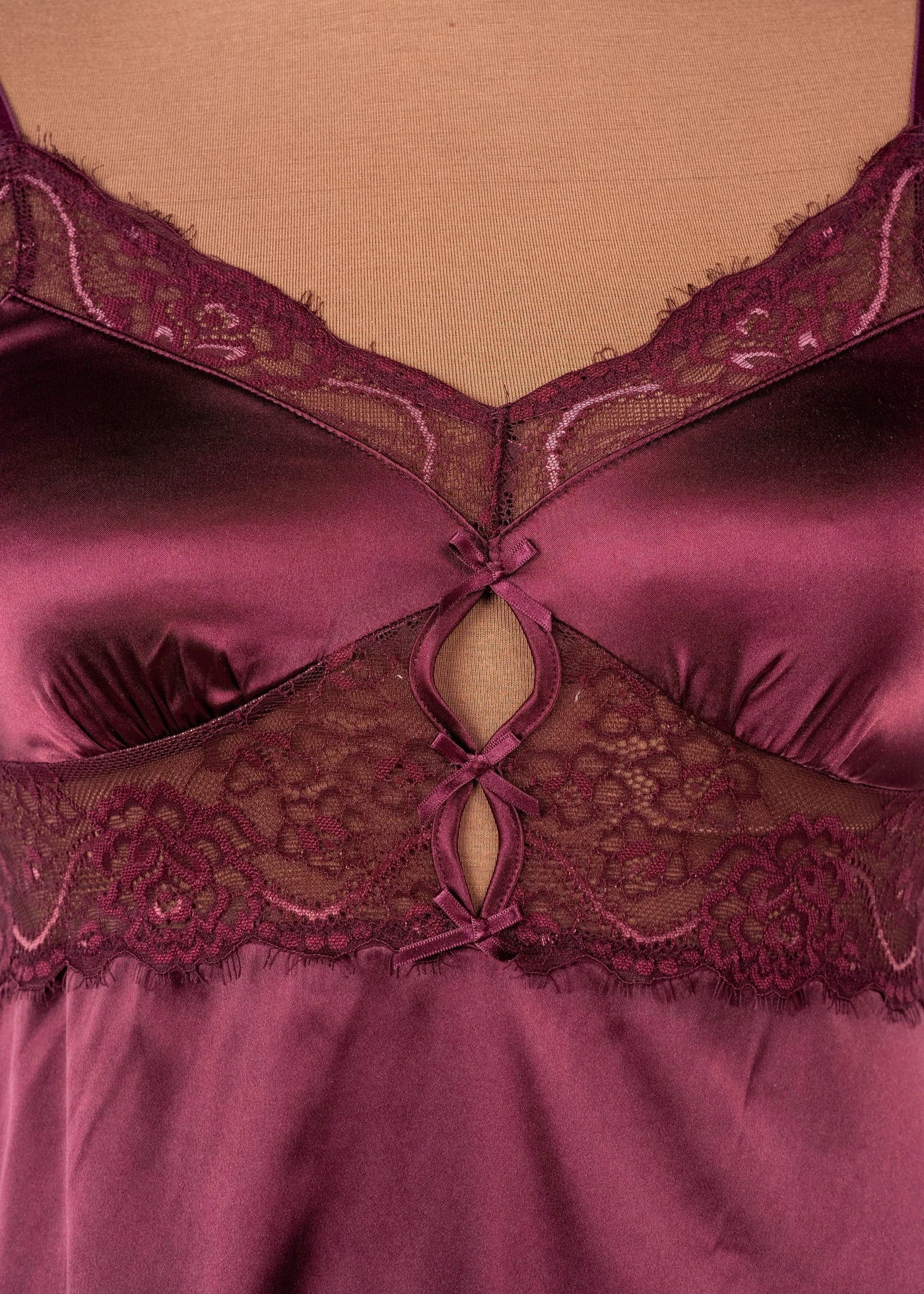 Satin & Eyelash Lace Slip - Cherry Lacquer