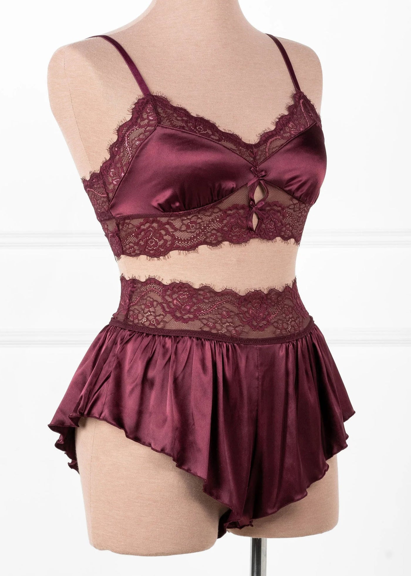 Lacy Satin Keyhole Bralette - Cherry Lacquer
