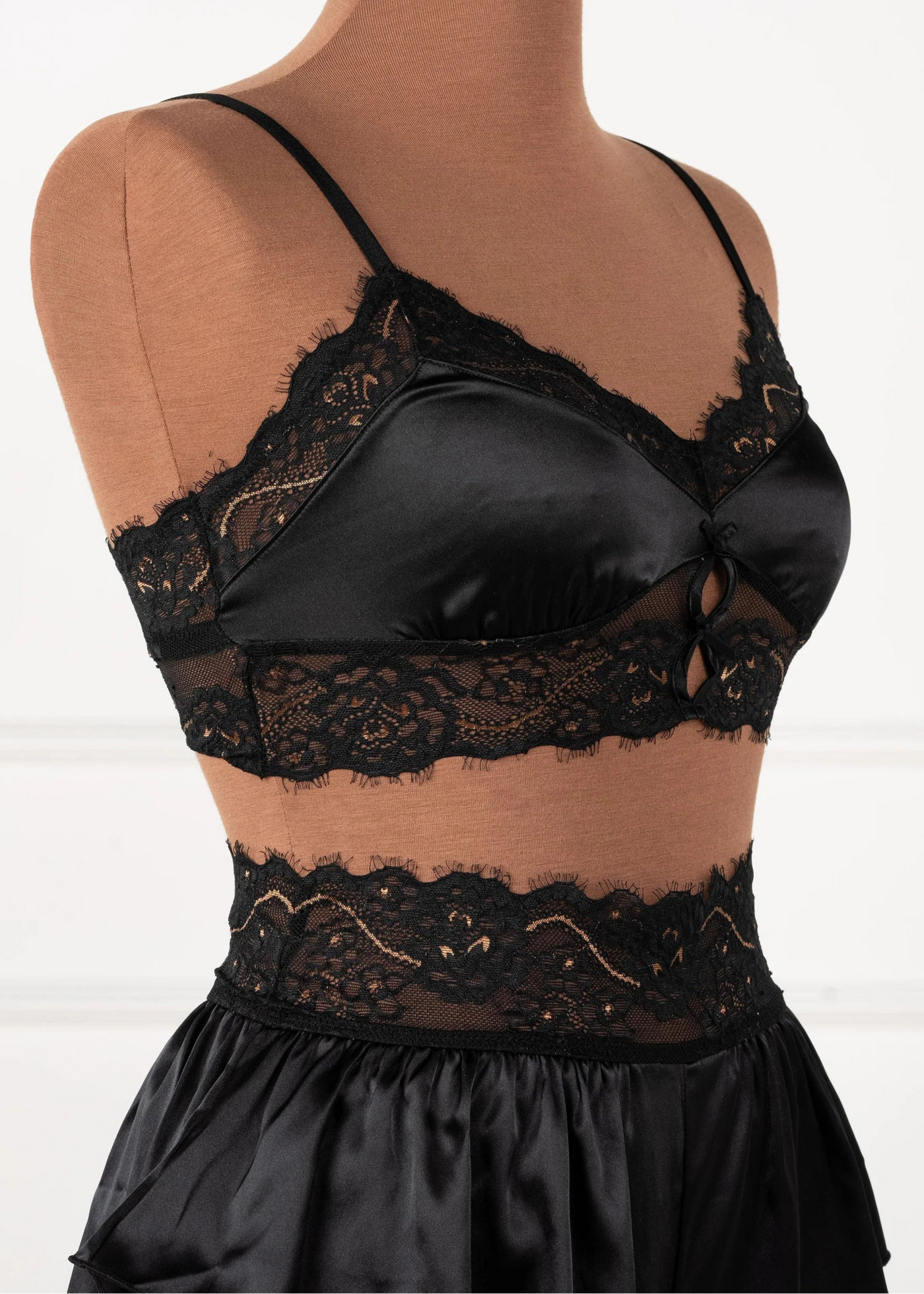 Lacy Satin Keyhole Two-Toned Bralette - Black