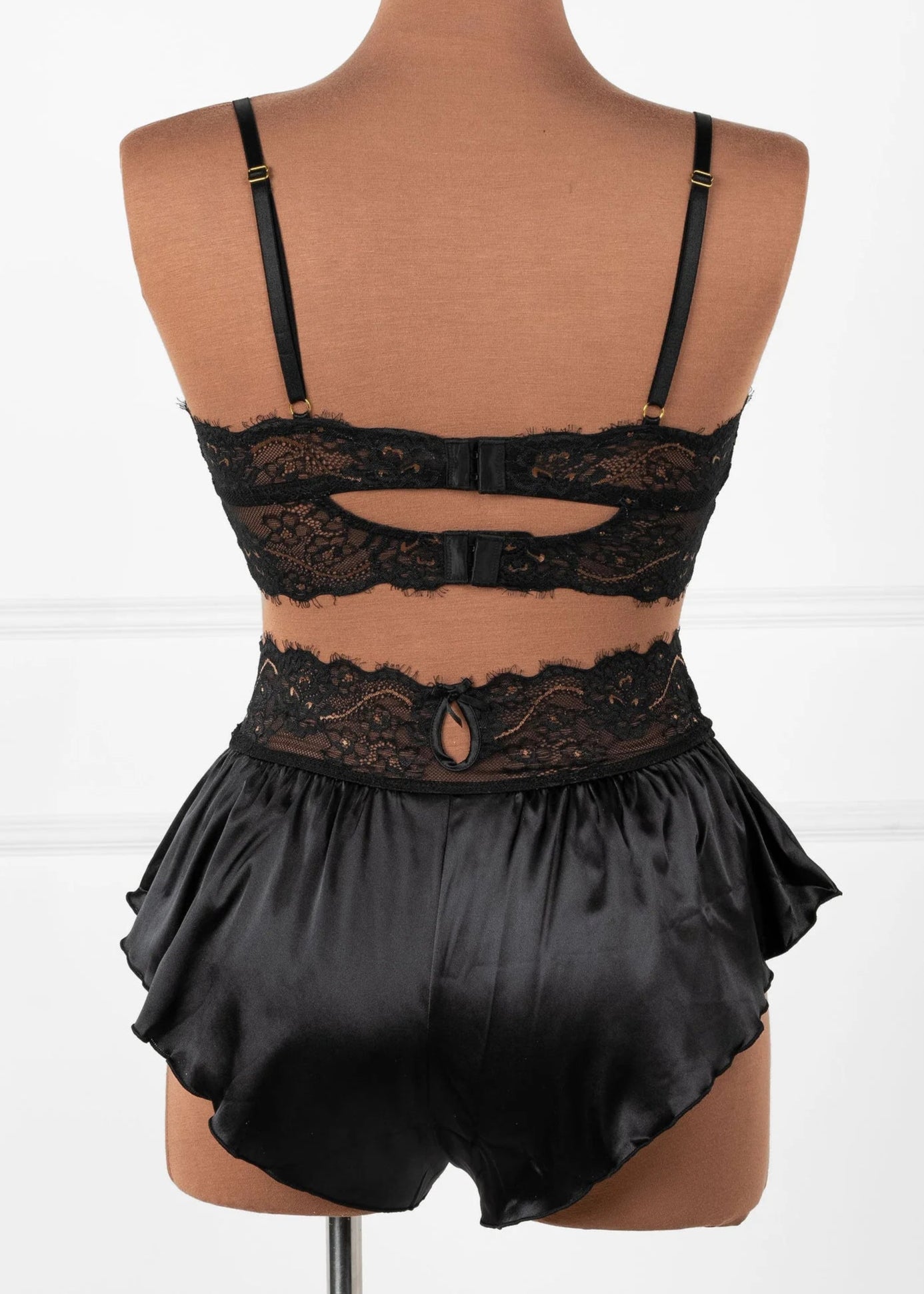 Lacy Satin Keyhole Two-Toned Bralette - Black