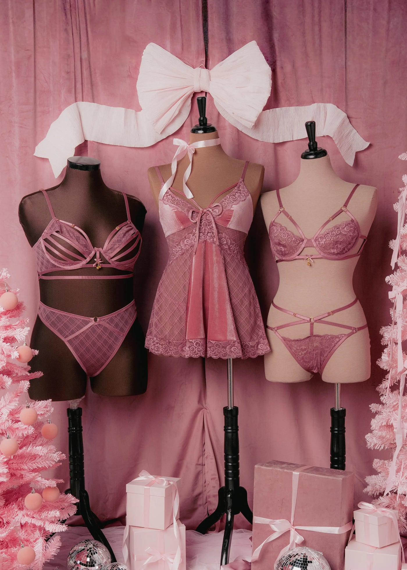 Lacy Underwire Charm Bralette - Sugarplum Pink