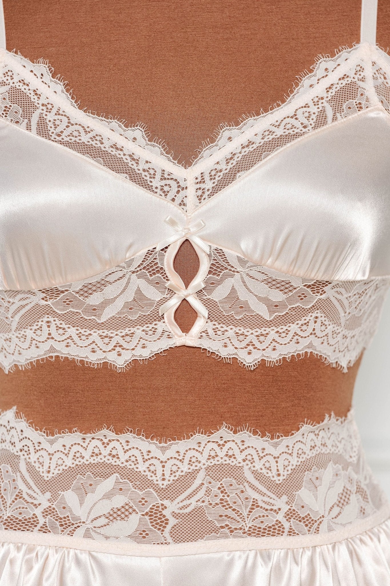 Bridal Bundle: Lacy Satin Keyhole Bralette Set - Champagne - Mentionables