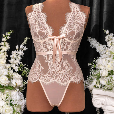 Eyelash Lace Teddy - Champagne - Mentionables