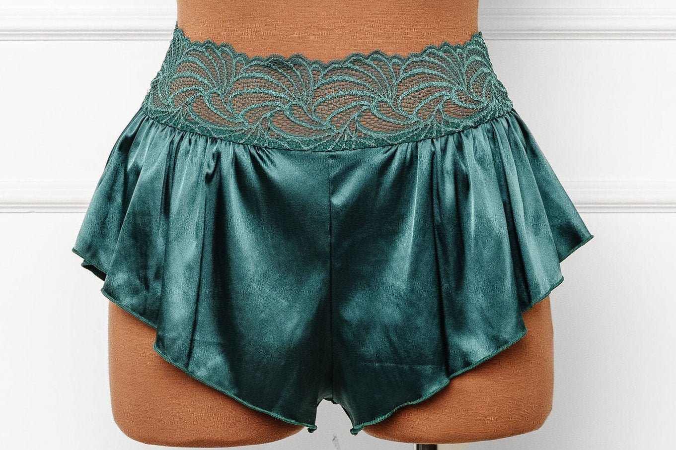 High Waist Lacy Satin Tap Shorts - Emerald - Mentionables