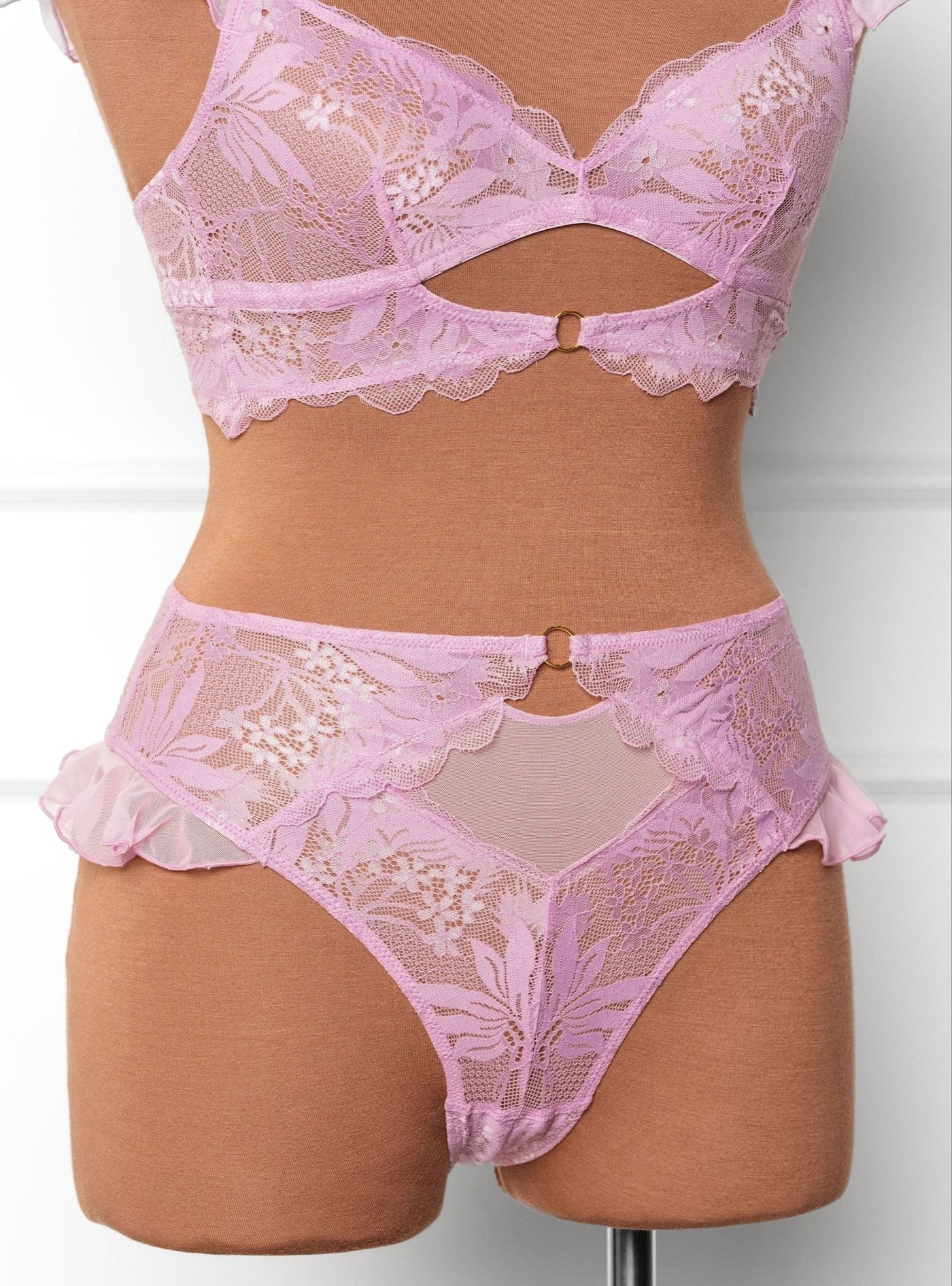 Lacy High Leg Crotchless Panty - Lilac - Mentionables