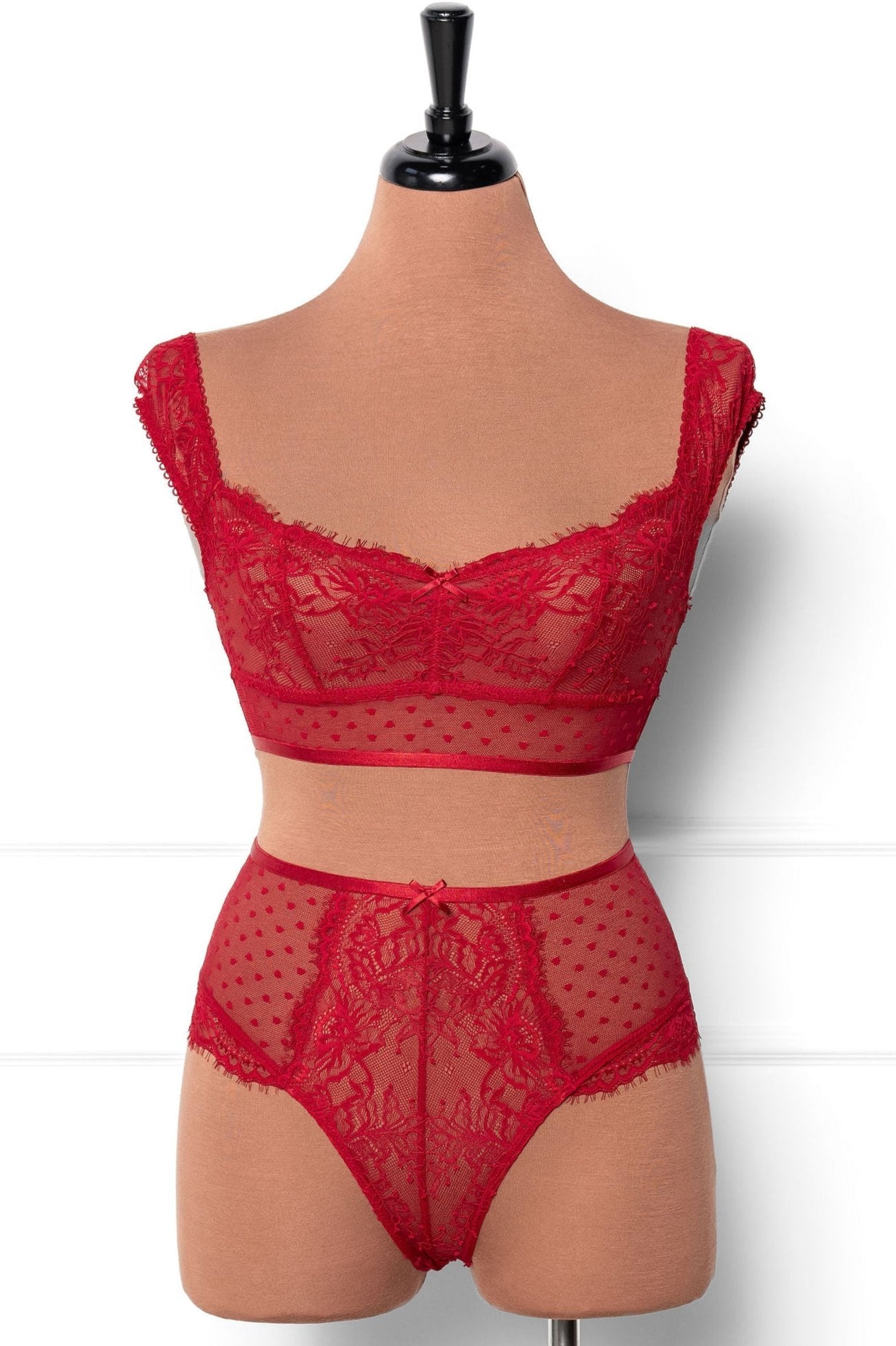 Lacy High Waist Crotchless Panty - Red - Mentionables