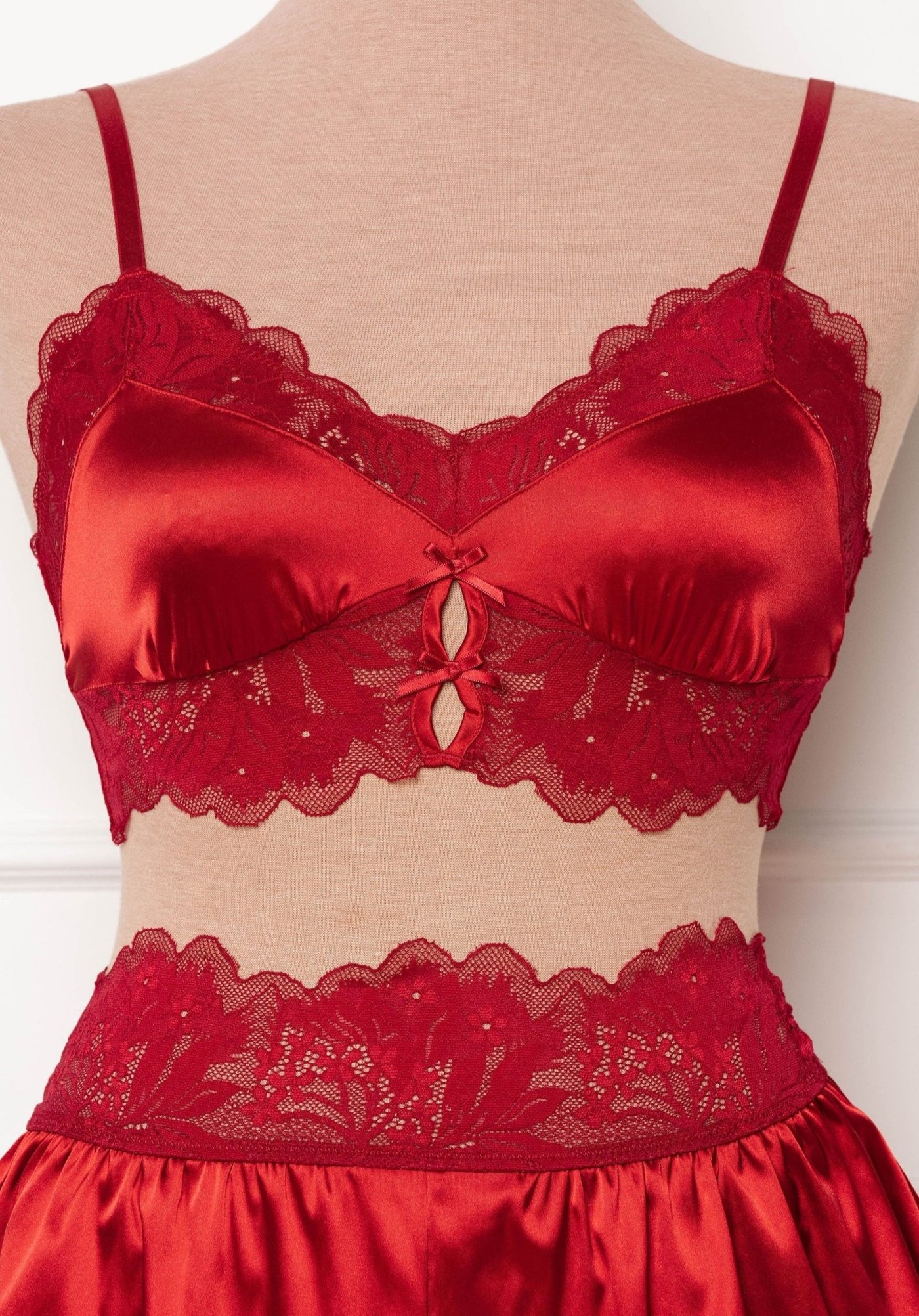 Lacy Satin Bralette - Red - Mentionables