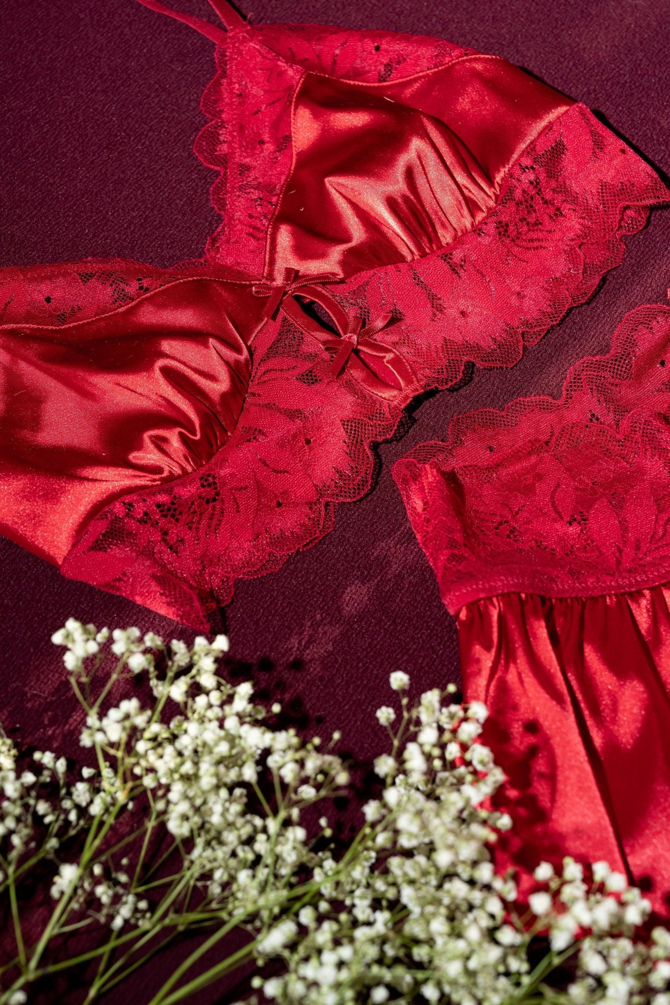 Lacy Satin Bralette - Red - Mentionables