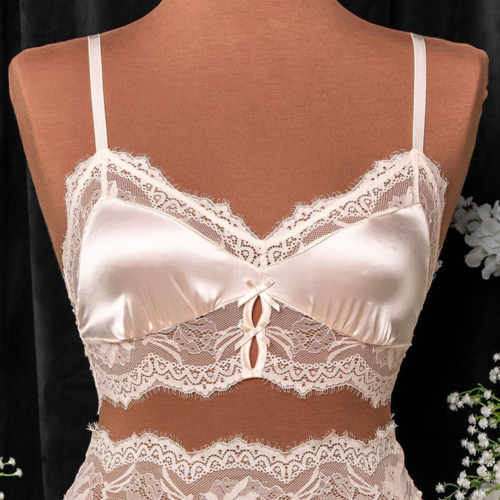 Lacy Satin Keyhole Bralette - Champagne - Mentionables