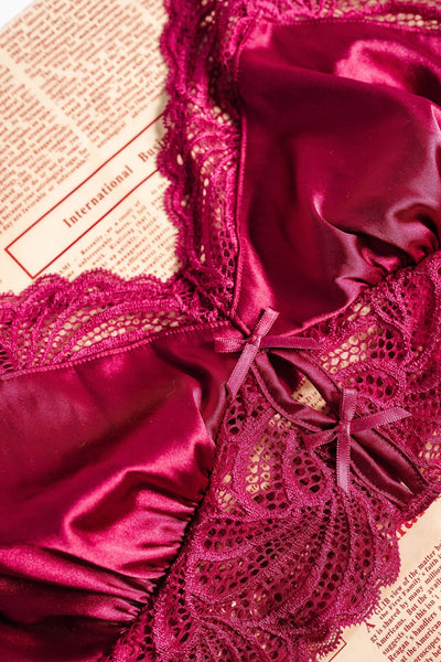 Lacy Satin Keyhole Bralette - Ruby - Mentionables