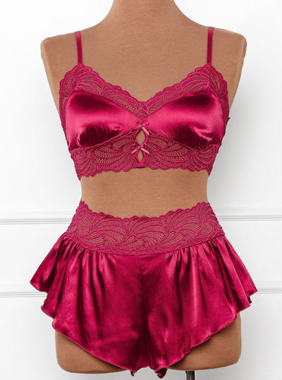 Lacy Satin Keyhole Bralette - Ruby - Mentionables