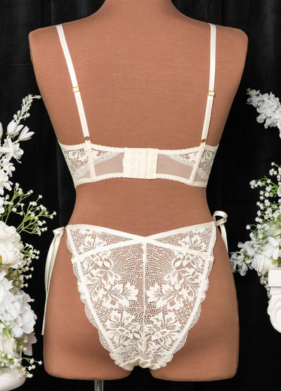 Lacy Underwire Corset - Pearl - Mentionables