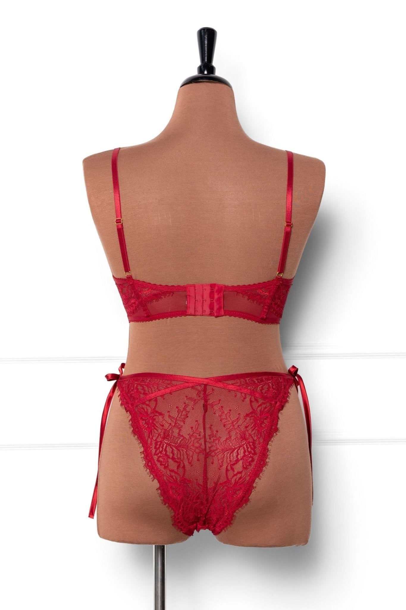 Lacy Underwire Corset - Red - Mentionables