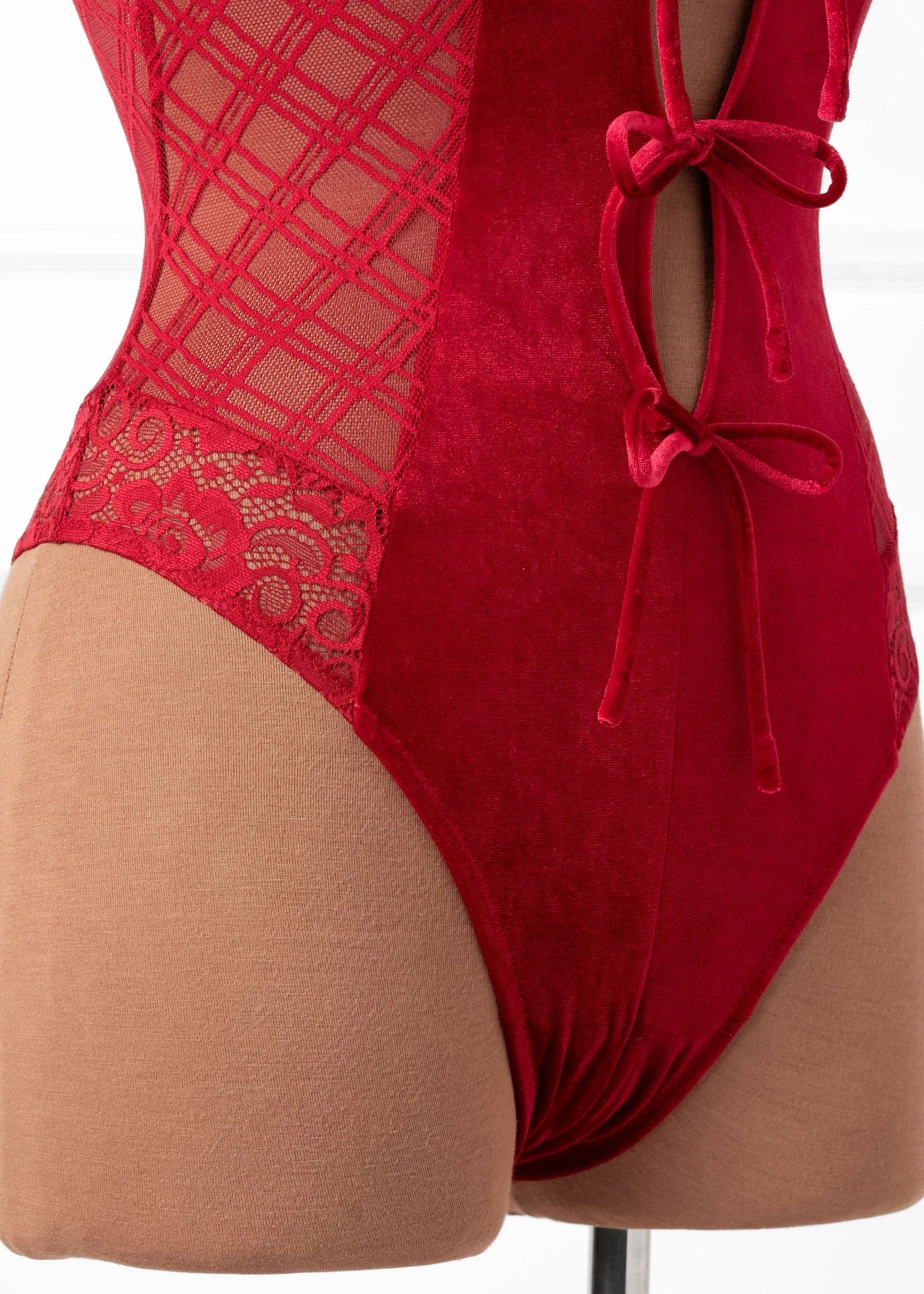 Lace & Velvet Crotchless Teddy - Red