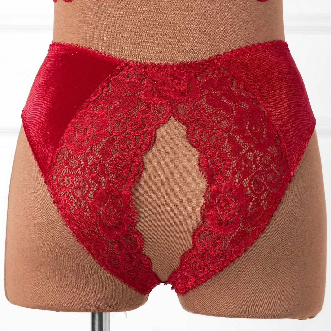 Lace & Velvet Crotchless Hipster Panty - Red