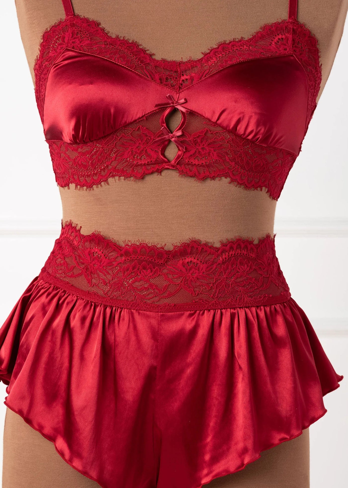 Lacy Satin Keyhole Bralette - Red