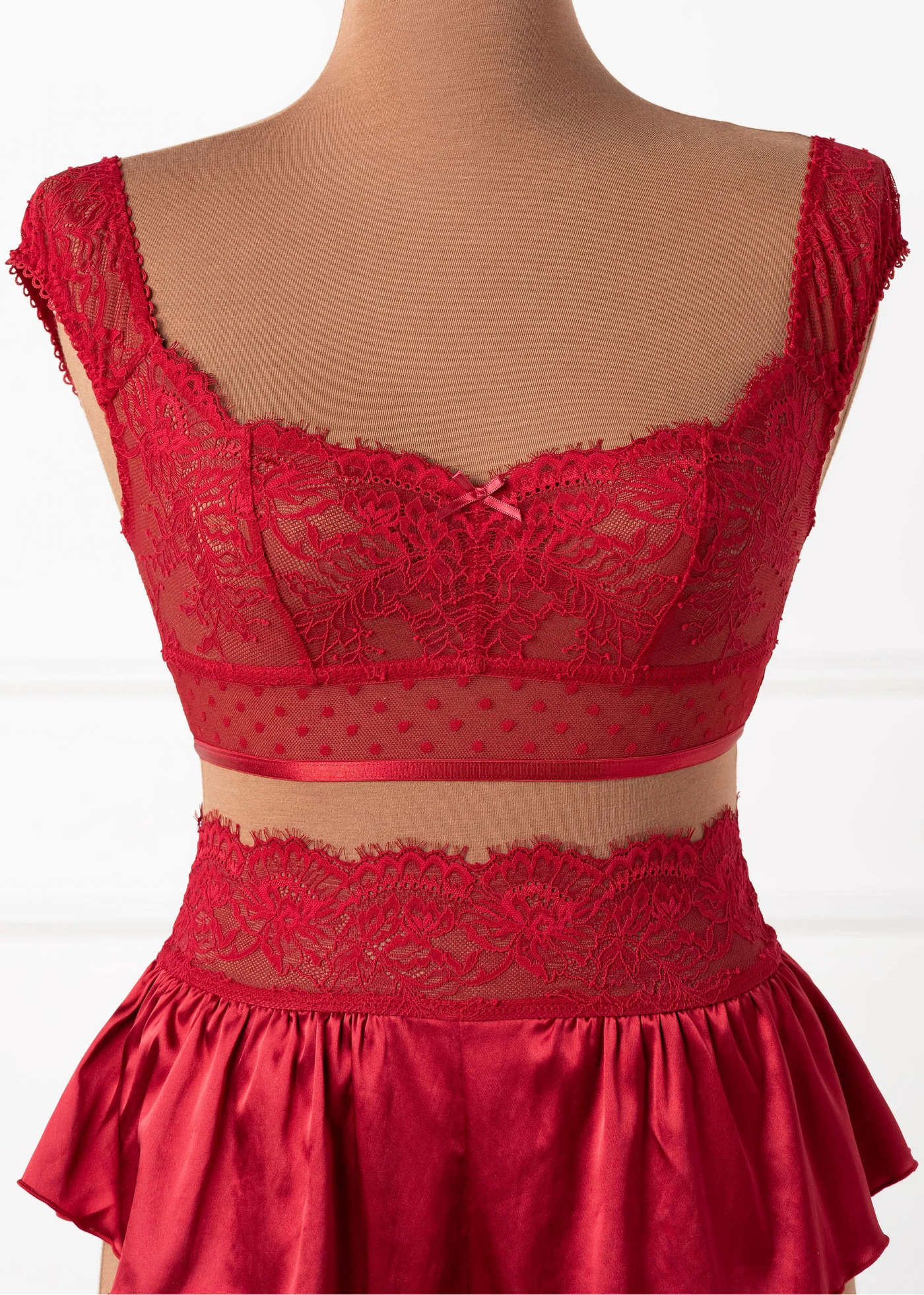Lacy Off-The-Shoulder Bralette - Red