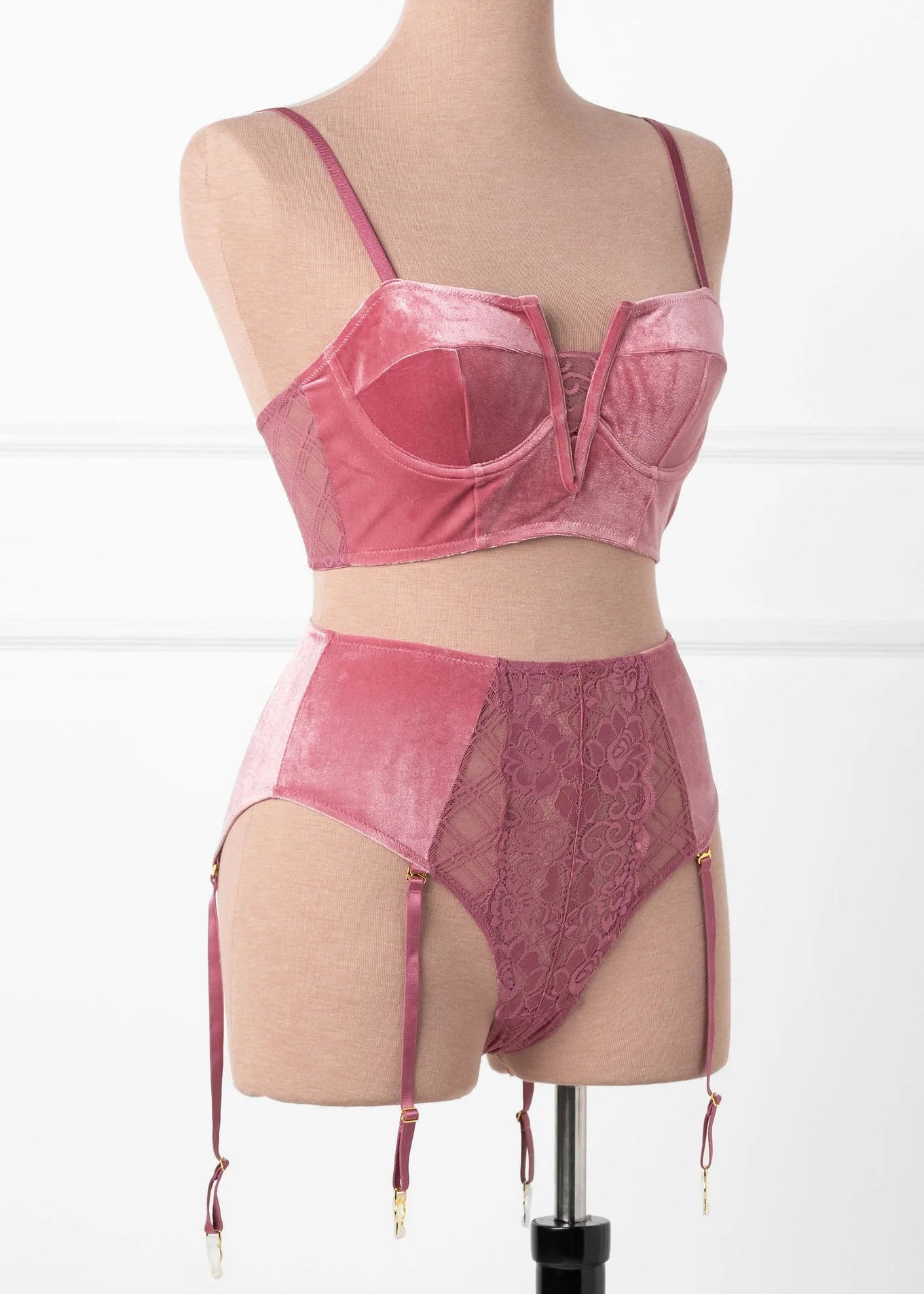Velvet Underwire Bustier - Sugarplum Pink