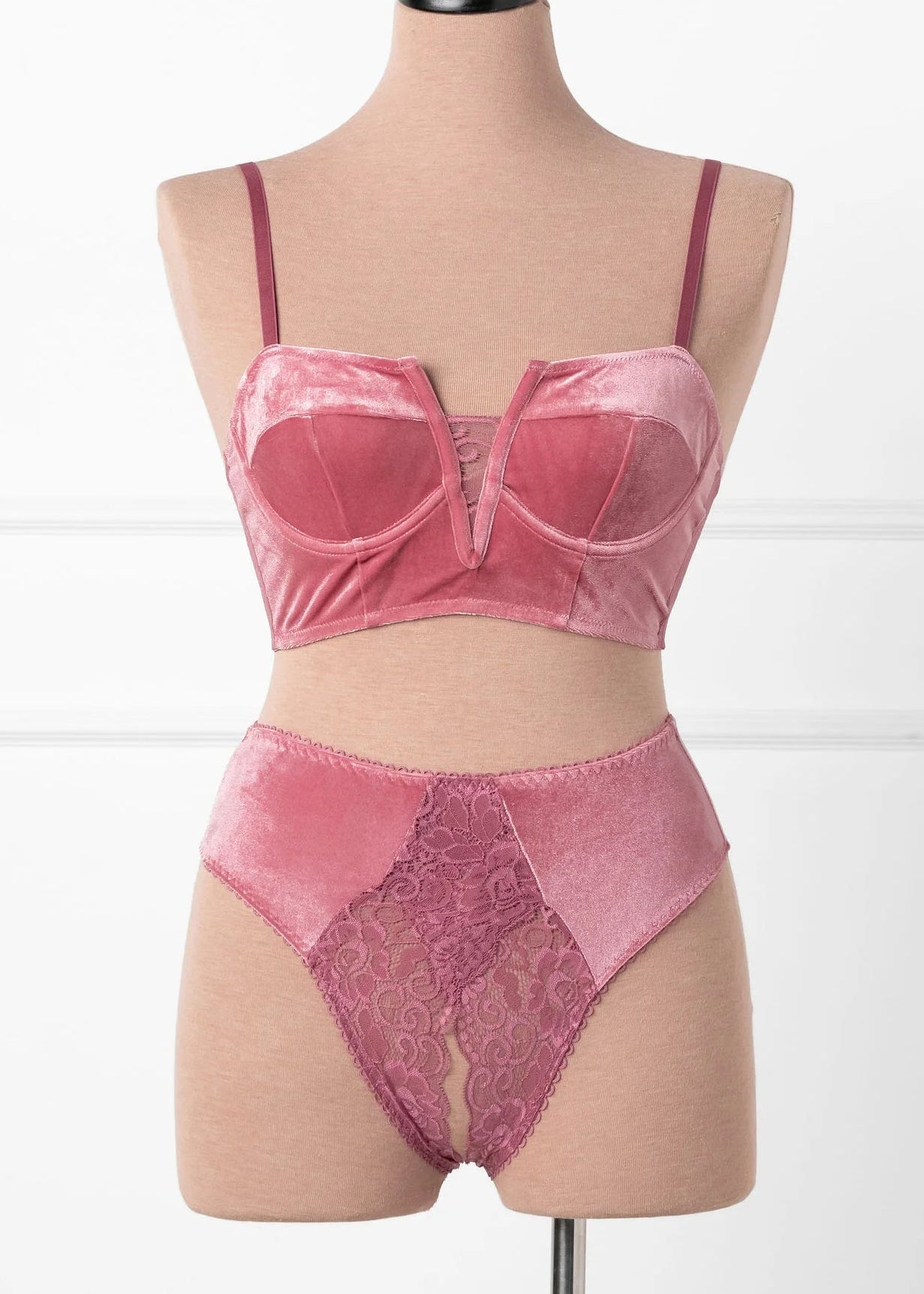 Lace & Velvet Crotchless Hipster Panty - Sugarplum Pink