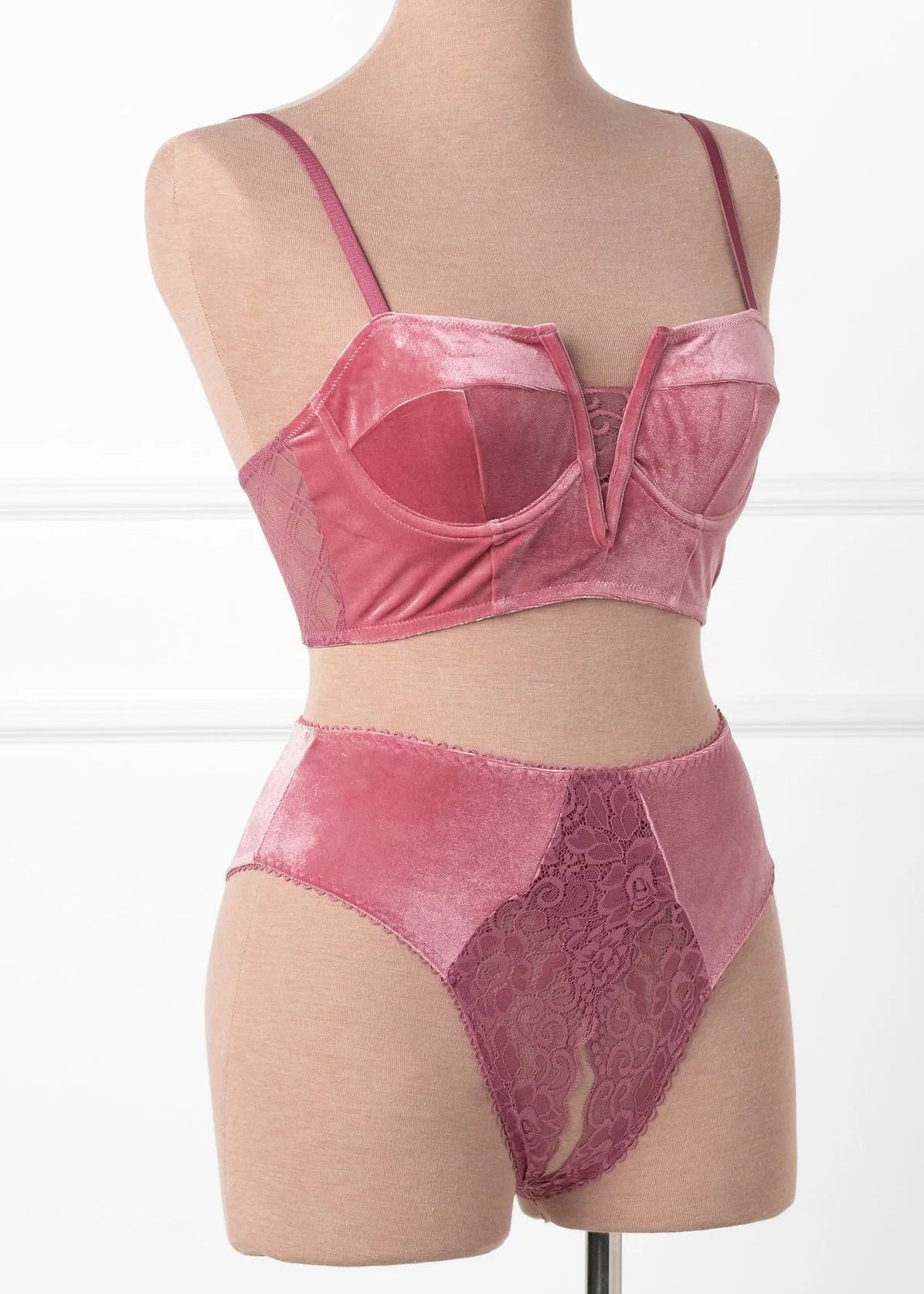 Lace & Velvet Crotchless Hipster Panty - Sugarplum Pink