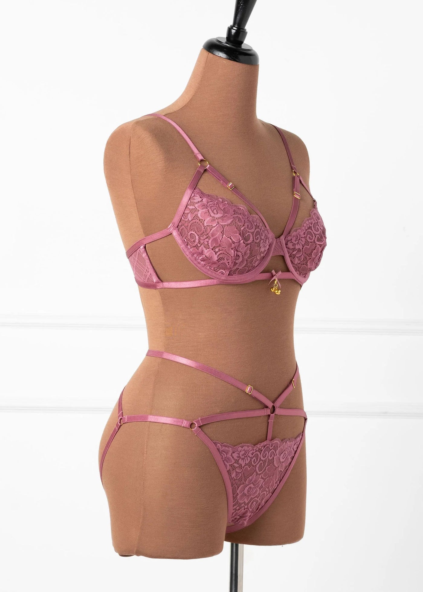 Lacy Underwire Charm Bralette - Sugarplum Pink