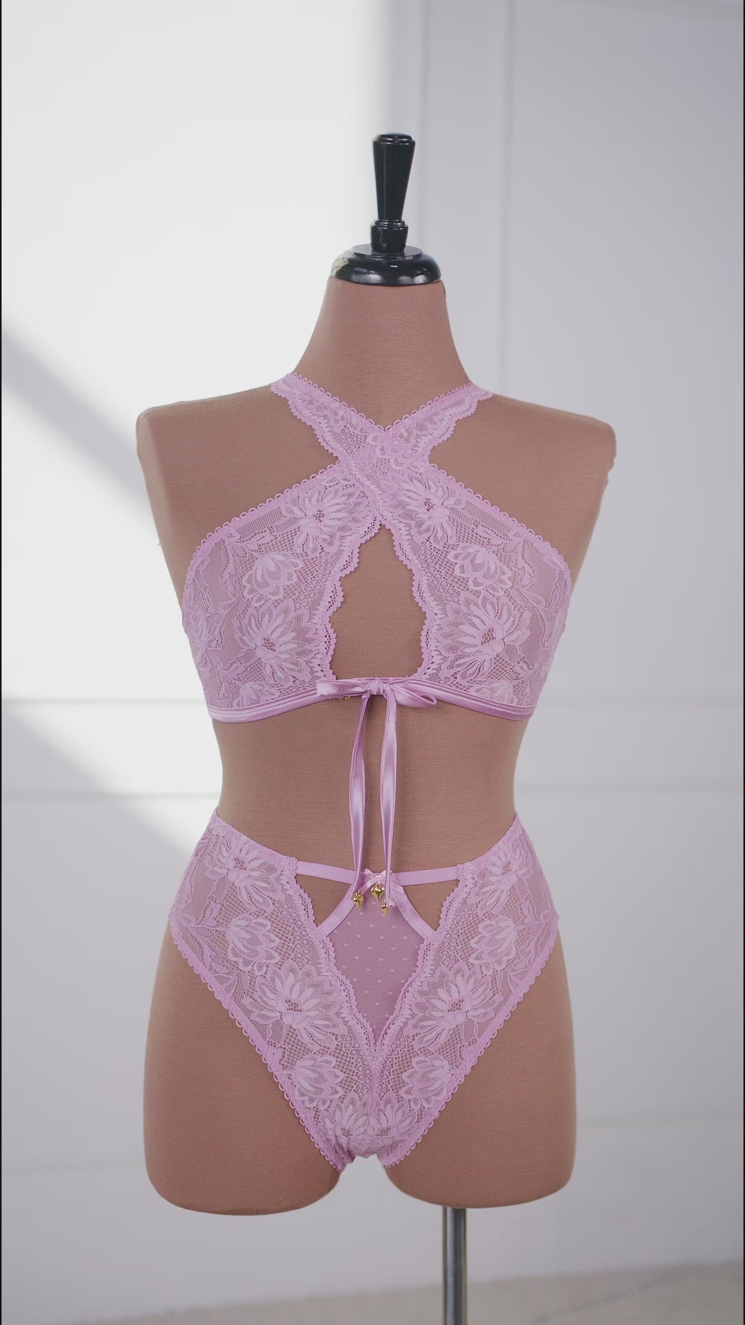 Lacy Crossover Bralette - Lilac