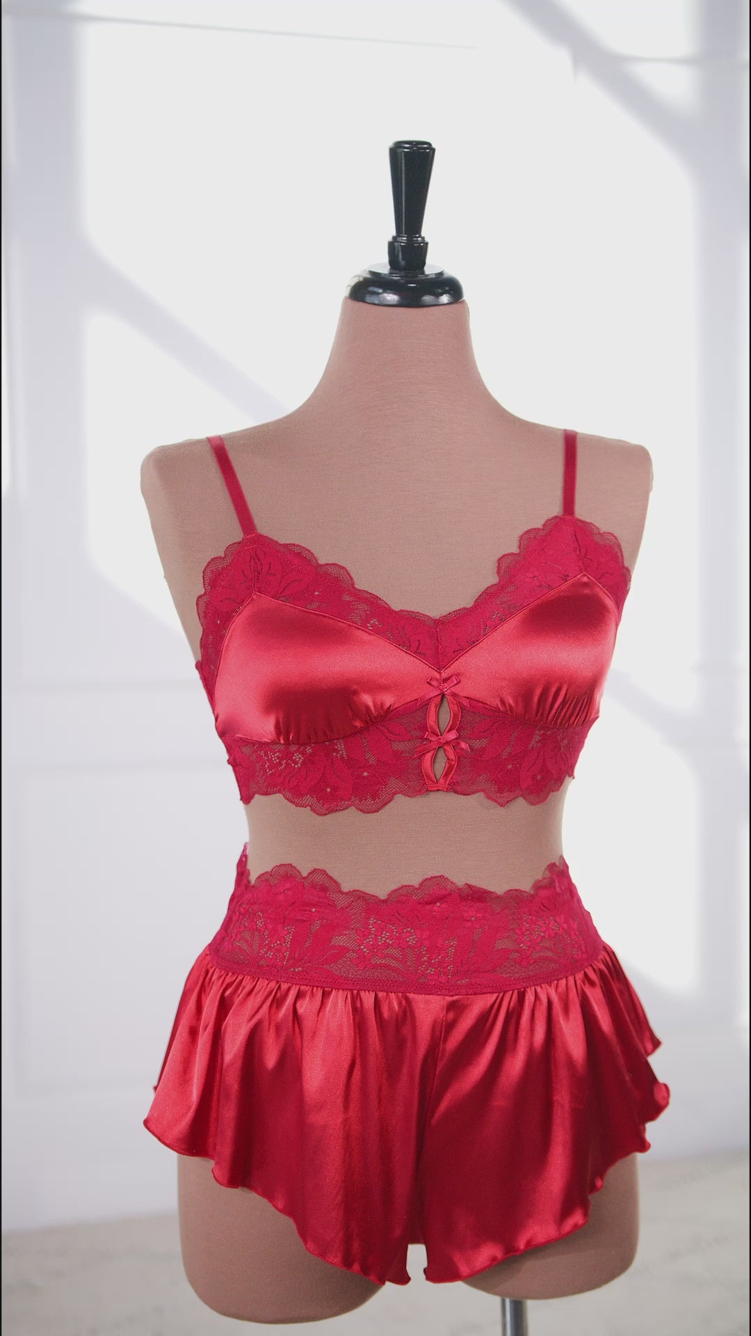 Lacy Satin Bralette - Red