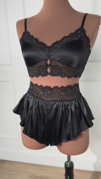 Lacy Satin Keyhole Two-Toned Bralette - Black