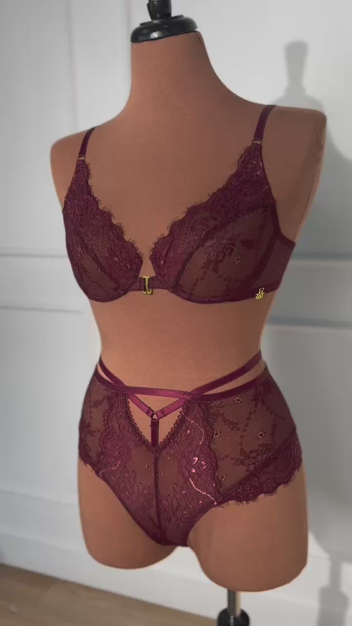 Strappy High Waist Crotchless Panty - Cherry Lacquer