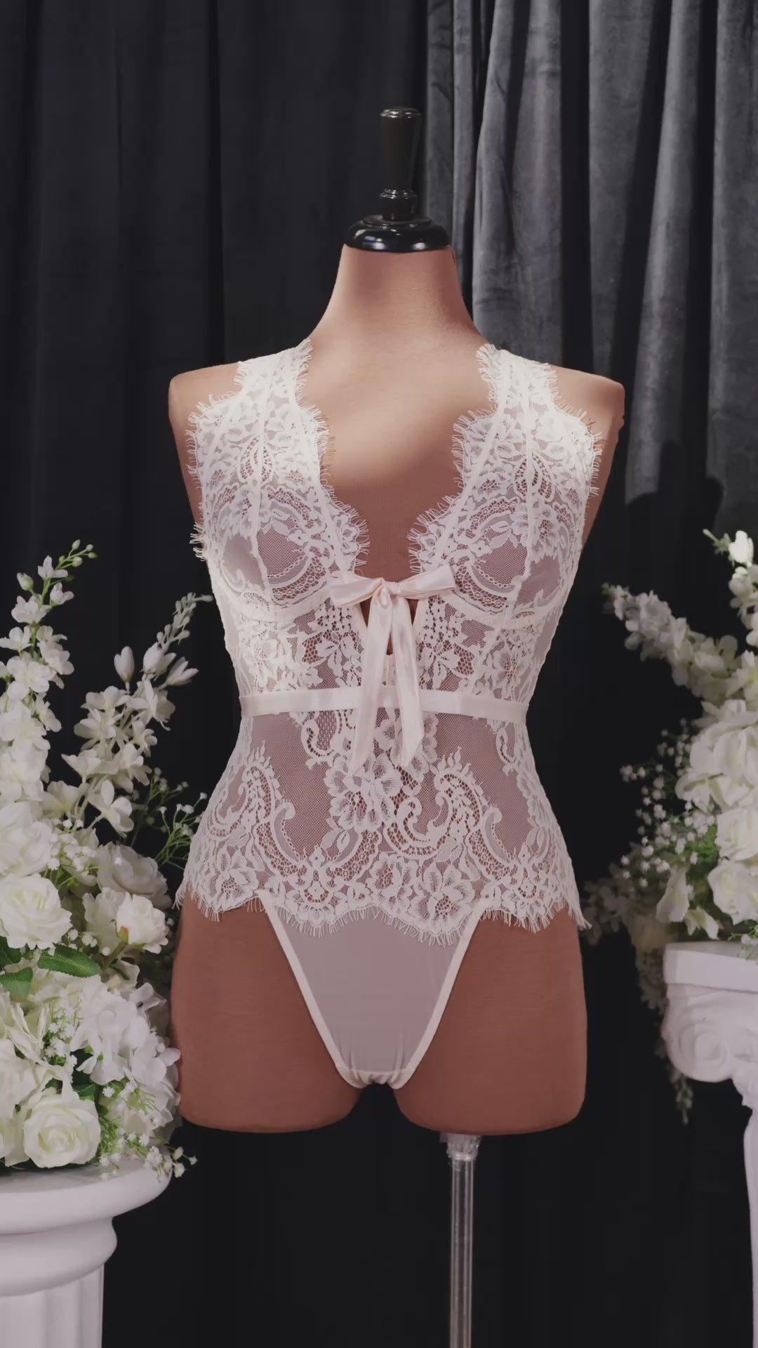 Eyelash Lace Teddy - Champagne