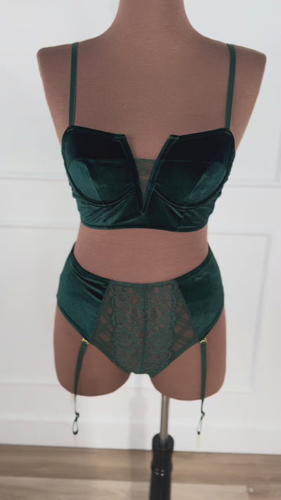 High Waist Velvet Crotchless Garter Panty - Alps Green
