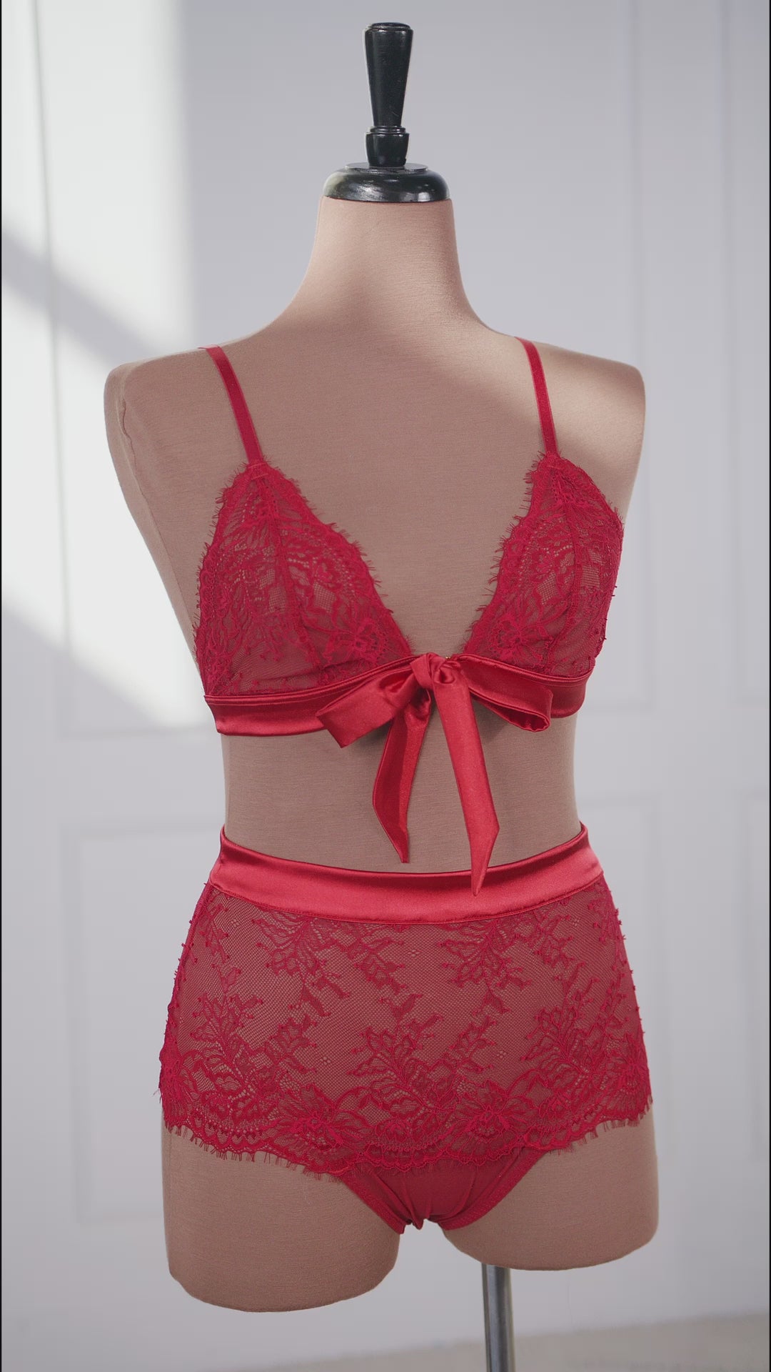 Eyelash Lace Bow Bralette - Red