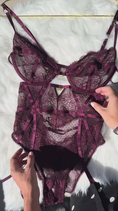 Eyelash Lace Crotchless Garter Teddy - Cherry Lacquer