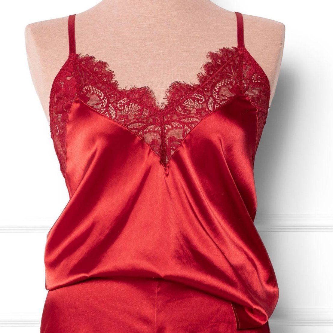 Satin & Eyelash Lace Cami - Red - Mentionables