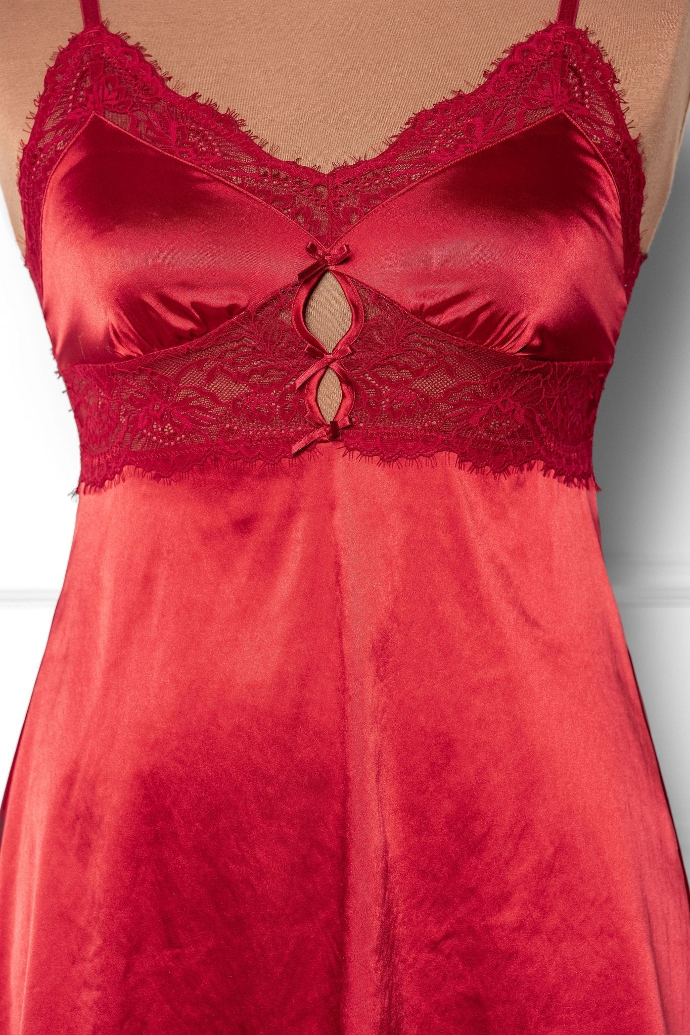 Satin & Eyelash Lace Slip - Red - Mentionables